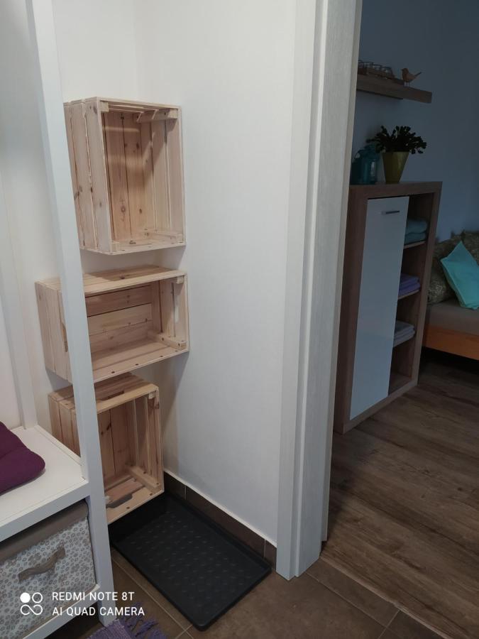 Apartman Eliska Vinohradni 200 Apartment Simonovice ภายนอก รูปภาพ